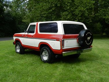 Ford Bronco II, Внедорожник 3 дв. — вид сзади справа