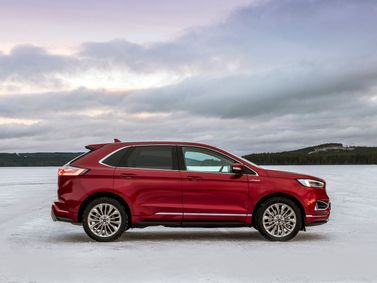 Ford Edge فيس ليفت الثاني، دفع رباعي 5 أبواب — منظر من الجانب الأيسر