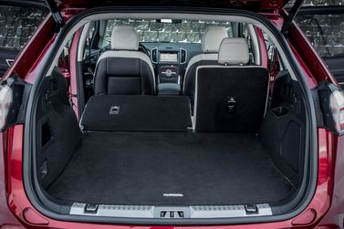 Ford Edge فيس ليفت الثاني، دفع رباعي 5 أبواب — حجرة الأمتعة