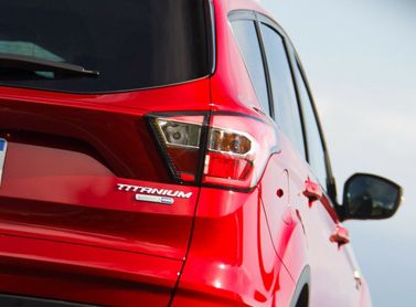 Ford Escape III Рестайлинг, Внедорожник 5 дв. — задняя часть автомобиля крупным планом