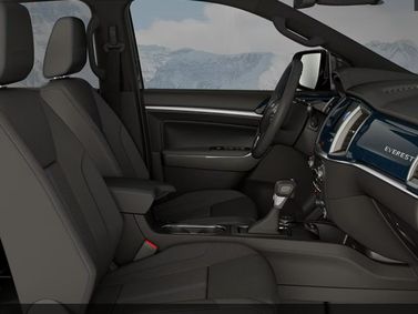 Ford Everest II Рестайлинг, Внедорожник 5 дв. — передние сиденья