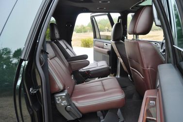 Ford Expedition ثالثاً فيس ليفت، دفع رباعي 5 أبواب — المقاعد الخلفية