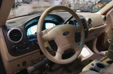 Ford Expedition ثانياً، دفع رباعي 5 أبواب — منطقة السائق
