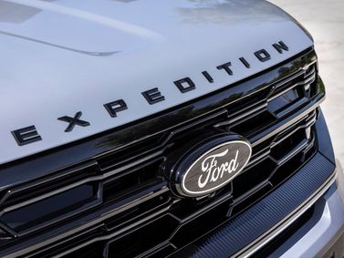 Ford Expedition V, Внедорожник 5 дв. — эмблема и обозначение модели