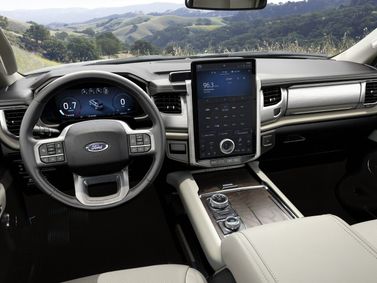 Ford Expedition IV Рестайлинг, Внедорожник 5 дв. MAX — место водителя