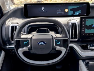 Ford Expedition V، دفع رباعي 5 أبواب MAX — منطقة السائق