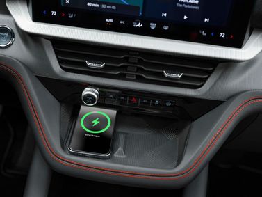 Ford Explorer فيس ليفت السادس، دفع رباعي 5 أبواب — الكونسول الوسطي