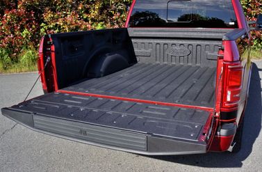 Ford F-150 الثالث عشر، بيك أب بكابينة مزدوجة SuperCrew — حجرة الأمتعة