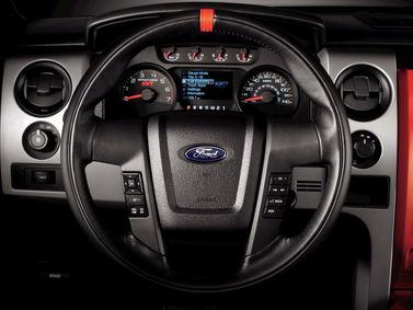 Ford F-150 الثاني عشر، بيك أب بكابينة مزدوجة Raptor CrewCab — عجلة القيادة