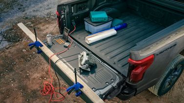 Ford F-150 XIV, Пикап двойная кабина Lightning — багажное отделение