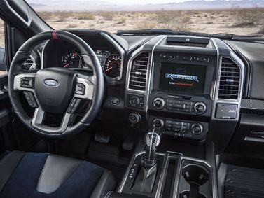Ford F-150 تجميل الوجه الثالث عشر، بيك أب بكابينة ونصف Raptor SuperCab — لوحة القيادة