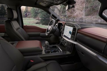 Ford F-150 الرابع عشر، بيك أب بكابينة مفردة Regular Cab — منطقة السائق