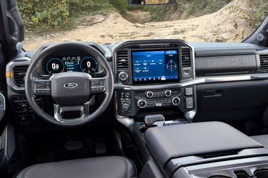 Ford F-150 الرابع عشر، بيك أب بكابينة مفردة Regular Cab — منطقة السائق