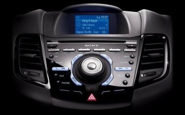 Ford Fiesta عملية فيس ليفت Mk6، هاتشباك 5 أبواب — شاشة نظام المعلومات والترفيه