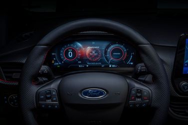 Ford Fiesta عملية فيس ليفت Mk7، هاتشباك 3 أبواب — لوحة العدادات
