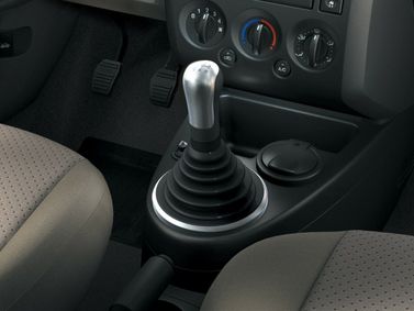 Ford Fiesta Mk5، هاتشباك 5 أبواب — محدد ناقل الحركة
