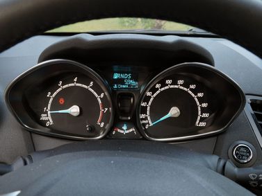 Ford Fiesta ST سادساً، هاتشباك 5 أبواب — لوحة العدادات