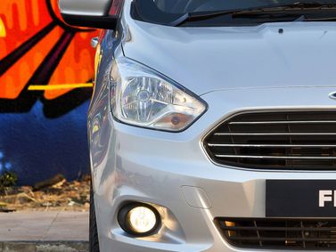 Ford Figo ثانياً، هاتشباك 5 أبواب — منظر أمامي