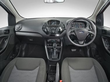 Ford Figo ثانياً، سيدان — منطقة السائق