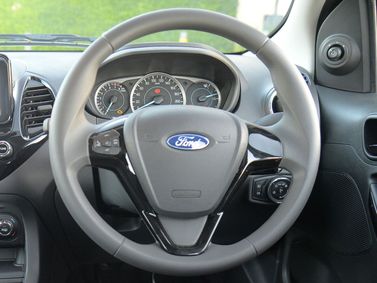 Ford Figo فيس ليفت الثاني، هاتشباك 5 أبواب — عجلة القيادة