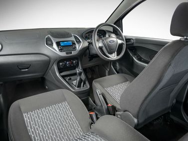 Ford Figo فيس ليفت الثاني، سيدان — منطقة السائق