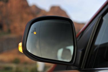 Ford Focus ثالثاً، واجون 5 أبواب — مرآة جانبية