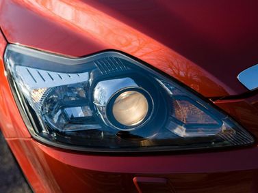 Ford Focus II Рестайлинг, Универсал 5 дв. — передняя фара