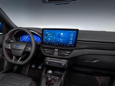 Ford Focus فيس ليفت IV، هاتشباك 5 أبواب — منطقة السائق