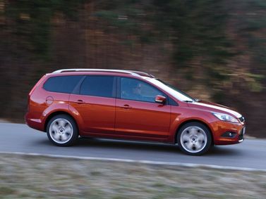 Ford Focus II Рестайлинг, Универсал 5 дв. — вид справа