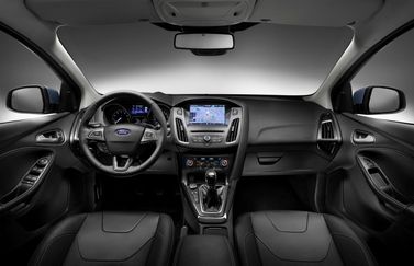 Ford Focus ثالثاً فيس ليفت، سيدان — لوحة القيادة