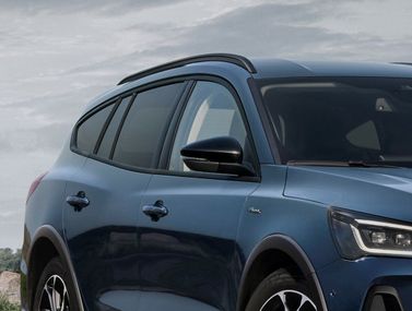Ford Focus IV Рестайлинг, Универсал 5 дв. Active — вид спереди в три четверти