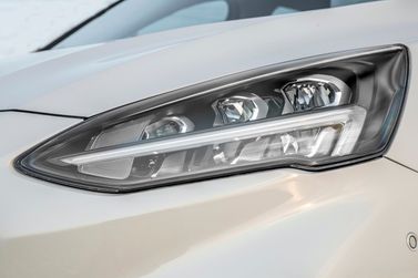 Ford Focus رابعاً، واجون 5 أبواب Active — المصباح الأمامي