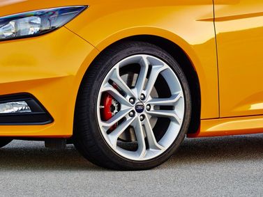 Ford Focus ST ثالثاً فيس ليفت، هاتشباك 5 أبواب — جنط العجلة