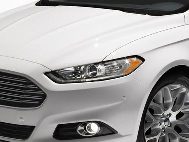 Ford Fusion (North America) II, Седан — передняя часть автомобиля крупным планом