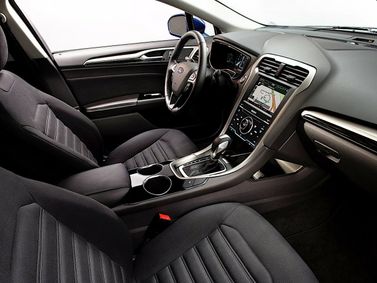 Ford Fusion (North America) II, Седан — общий вид салона