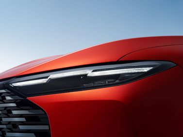 Ford Mondeo VI Рестайлинг, Седан — передняя фара