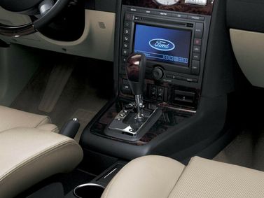 Ford Mondeo III, Лифтбэк — центральная консоль