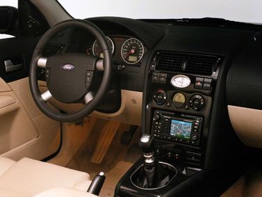 Ford Mondeo III, Лифтбэк — передняя панель