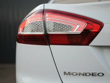 Ford Mondeo IV Рестайлинг, Седан — задний фонарь