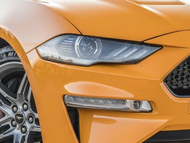 Ford Mustang VI Рестайлинг, Купе — передняя фара