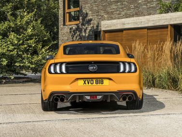 Ford Mustang VI Рестайлинг, Купе — вид сзади