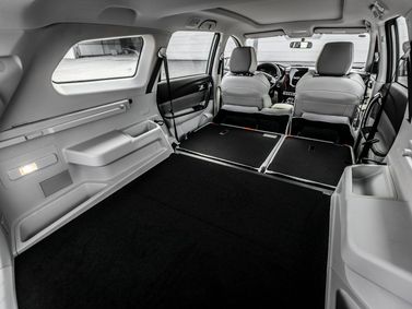 DongFeng Forthing T5 أنا فيس ليفت 2، دفع رباعي 5 أبواب 7-Seater — حجرة الأمتعة