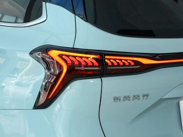 DongFeng Forthing U-Tour M4، ميني فان — المصباح الخلفي