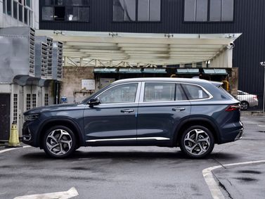 Geely Xingyue L I, Внедорожник 5 дв. — вид слева