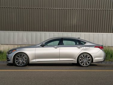 Genesis G80 I, Седан — вид справа
