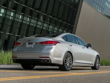 Genesis G80 I, Седан — вид сзади справа
