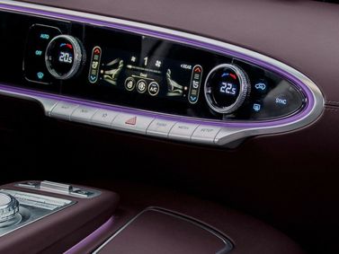 Genesis GV70 I, Внедорожник 5 дв. — экран мультимедийной системы