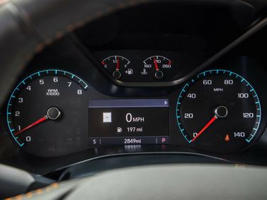 GMC Canyon II Рестайлинг, Пикап двойная кабина — панель приборов