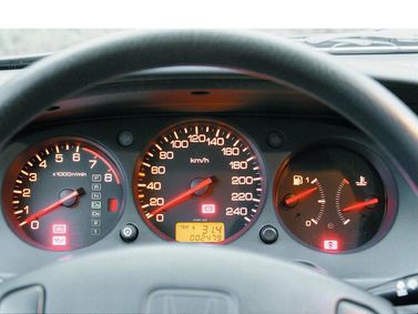 Honda Accord VI, Седан — панель приборов