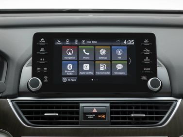 Honda Accord X, Седан — экран мультимедийной системы